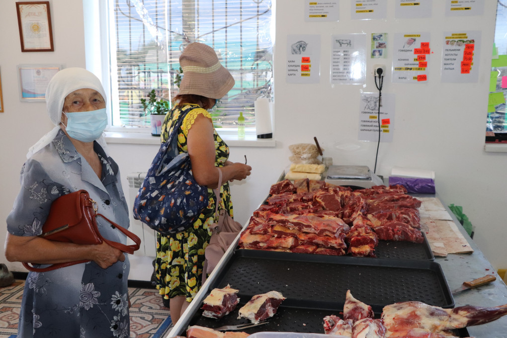 721E4A8A-516B-4AD6-9C3C-2301ABD66208