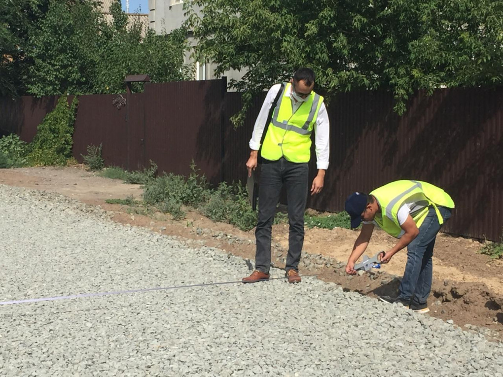 ACEC2FB8-253F-4093-93E4-C5E188DB6F3C