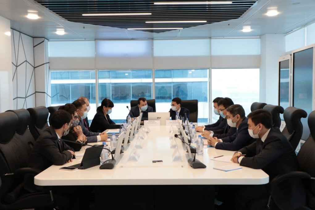 6780DF1B-98D1-40BF-987E-49B86803F046