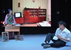 Чапаевтағы халық театры комедияны сахналады