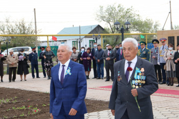 FD5CF79B-5C19-4A5C-90A2-670B9068C18A