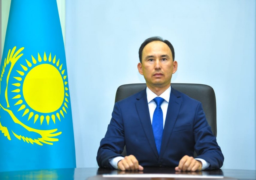 Жалаңаш сұлу әйелдердің бейнелері Әже секс туралы фильмдер