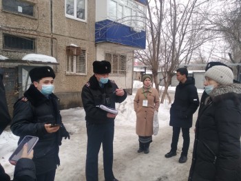 13c0b507-f56f-442b-a34d-f22643b78121