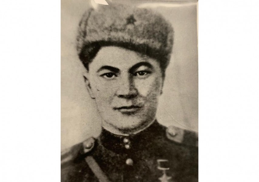 Шұлықтағы егде жастағы әйелдердің порнофотосуреттері