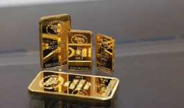 Более 2,5 тысяч золотых слитков купили казахстанцы в феврале