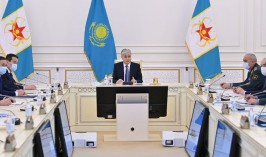 Президент провел совещание с руководством Вооруженных сил Казахстана