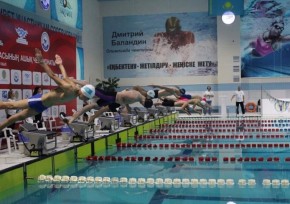 В Актобе проходит открытый чемпионат Казахстана по плаванию