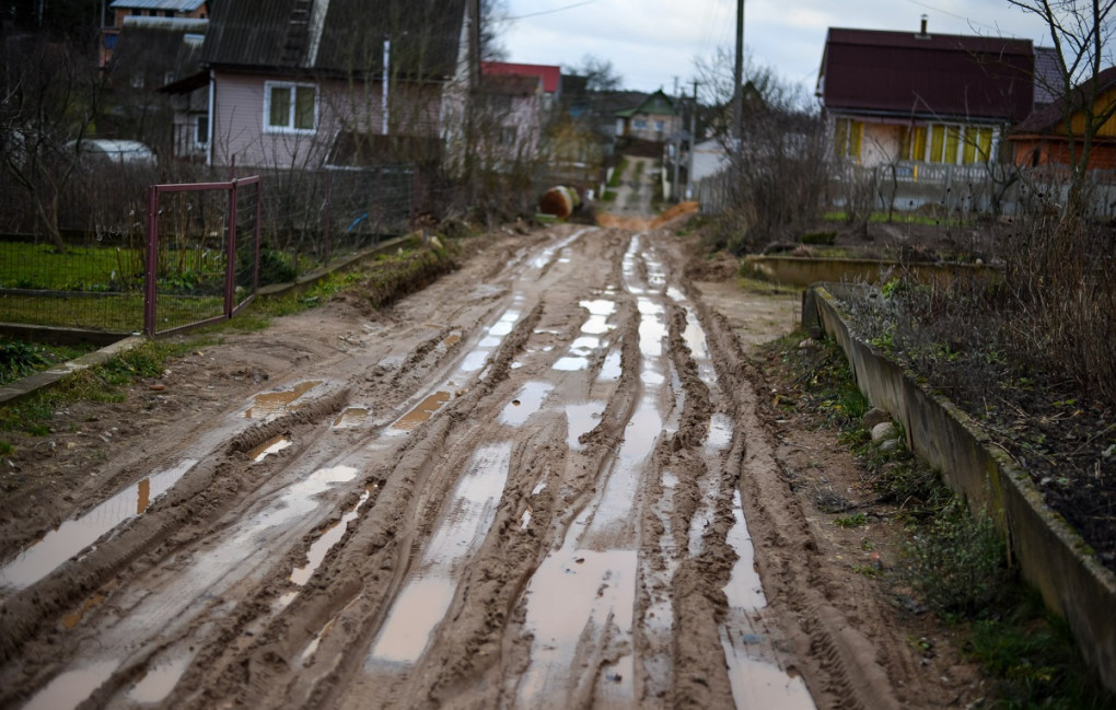 Сыныптағы жыныстық қатынас шынайы Аяқпен және қолмен блять