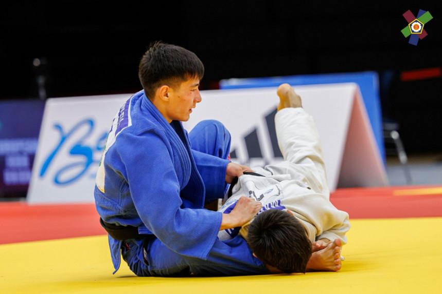 220606155348255e