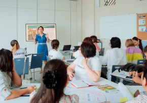 Проект казахстанских предпринимателей IQanat развивает сельских учителей