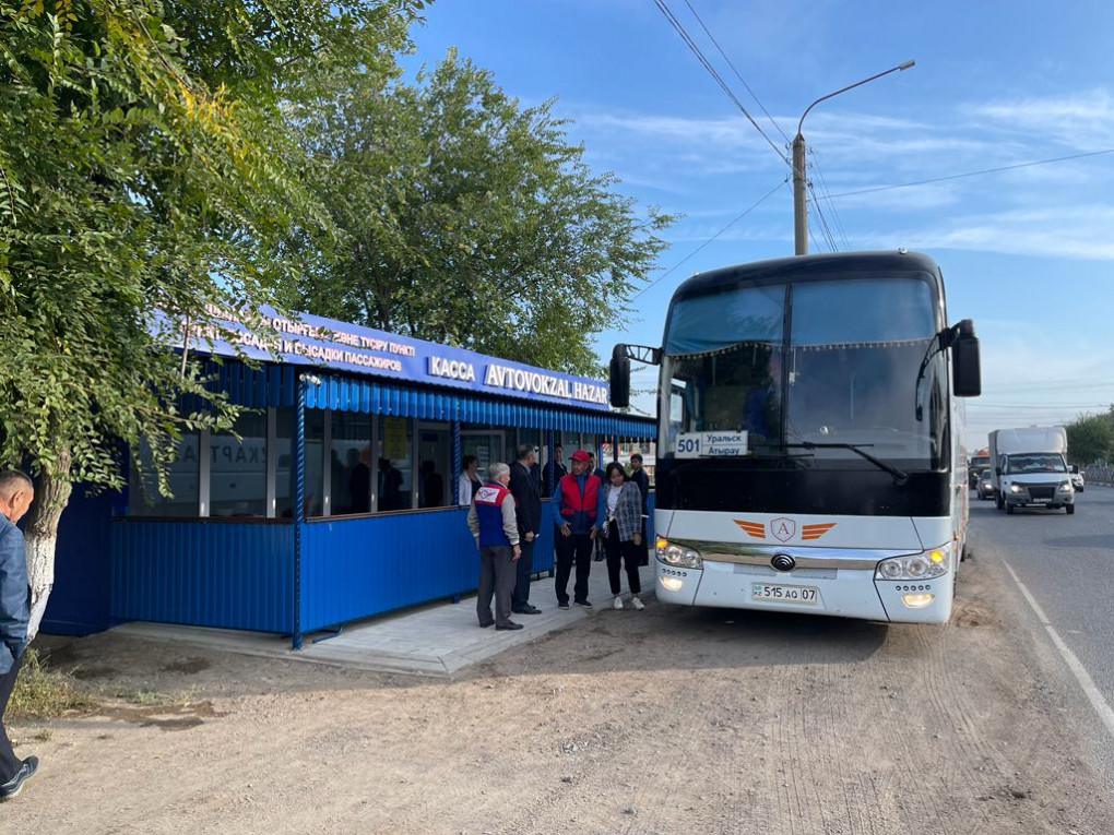 Үлкен мүшесі бар гейлер туралы порно фильмді қараңыз