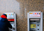 Почему банкоматы не принимают новые купюры