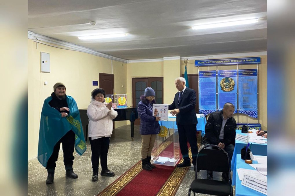 сайлау жастар (8)