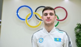 Казахстанцы завоевали золотые медали на чемпионате мира по прыжкам на батуте