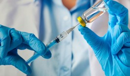 В Казахстан поступило свыше 500 тысяч доз вакцины «Комирнати» против КВИ