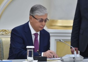 Токаев подписал поправки в налоговое законодательство