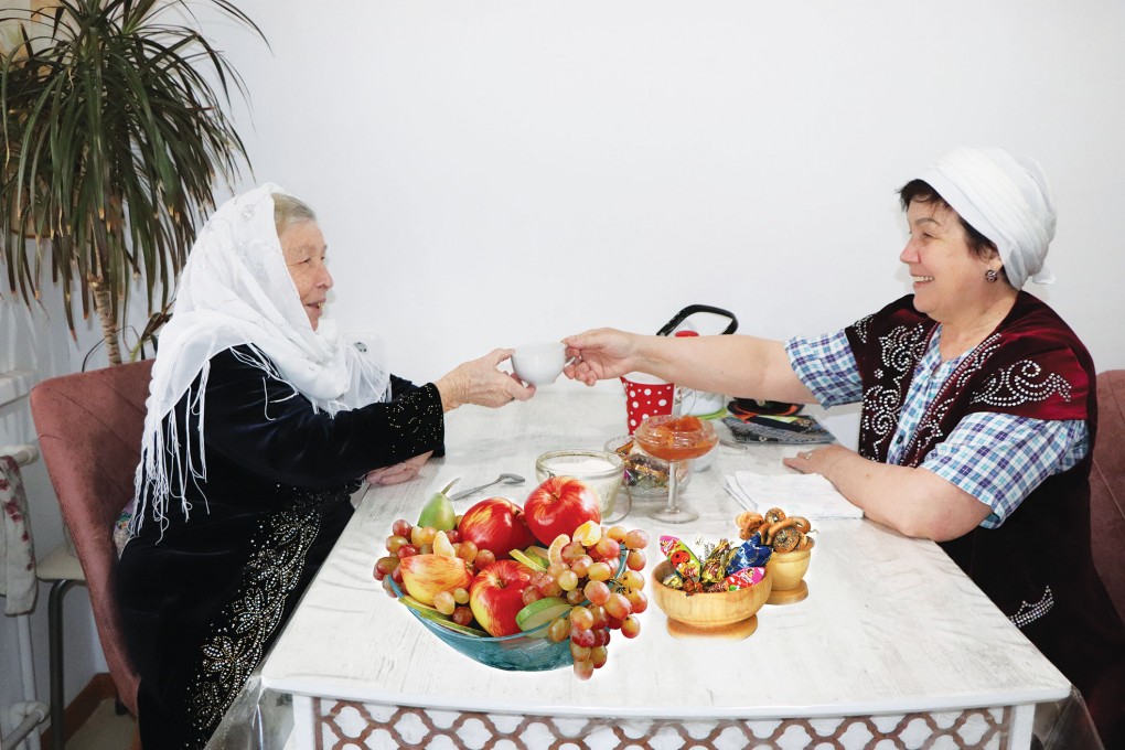 Орыс әкелері мен қыздары бейнеленген порно Моншадағы жетілген порно