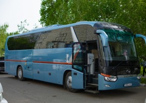«Ақжайық» футбол клубы жаңа автобус алды
