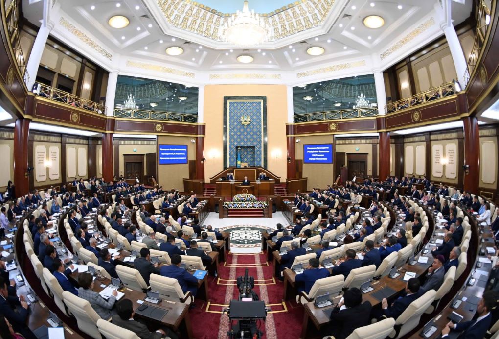парламент ЖП1