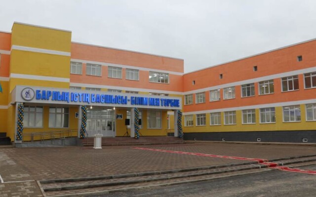 Еще 25 новых школ, построенных на изъятые у коррупционеров деньги, откроют в этом году