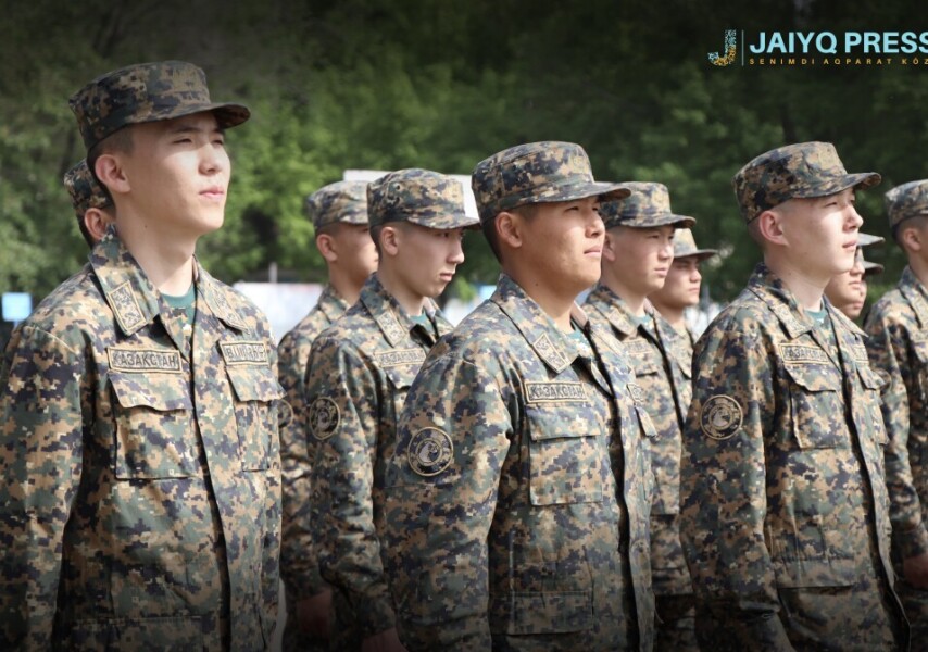 Ауызға аяусыз трахает порно Еревандық порно армян әйелдері