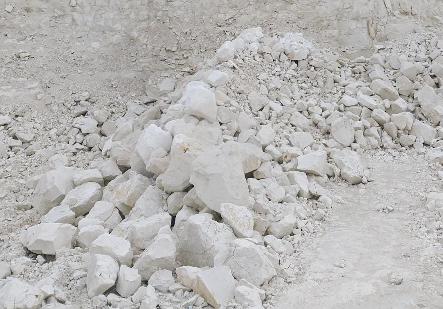 df79d640-9a77-4c0e-a500-995c2383aaca