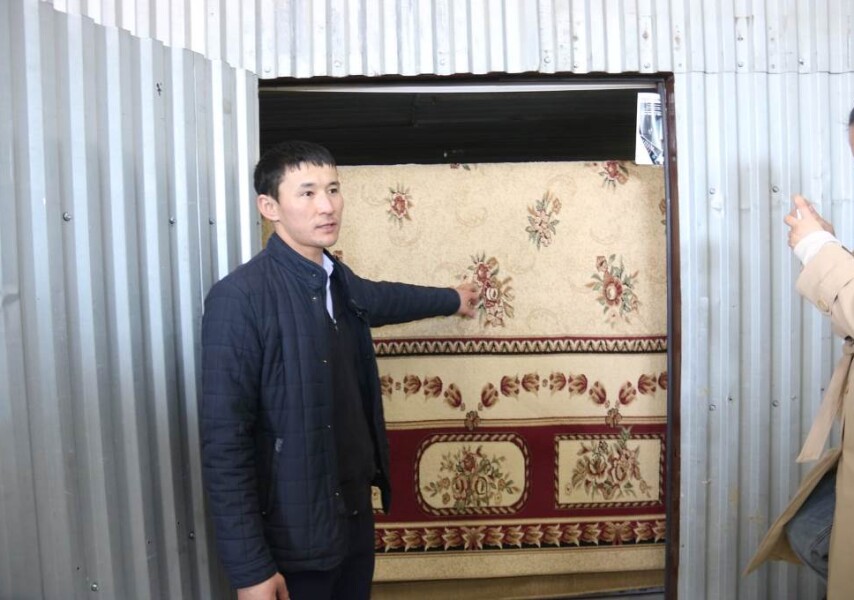 Желідегі түкті кисканың фотосуреттері