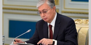 Президент Касым-Жомарт Токаев подписал закон о семейно-бытовом насилии