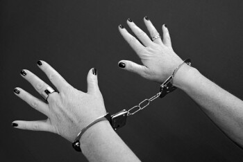 handcuffs-964522_1280