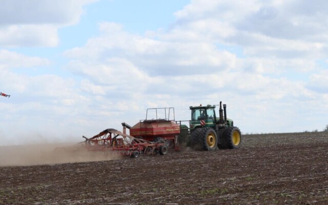 4,5 тысячи аграриев получили льготные кредиты на 612 млрд тенге для проведения ВПР