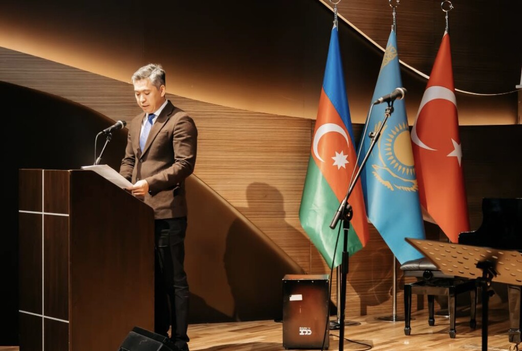 6AC07BB9-EA3E-47D5-BA45-715DE376DD97