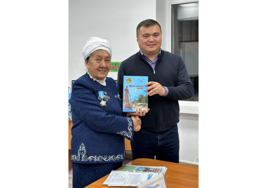 Смотреть лесбиянки писсинг алтын душ порно онлайн