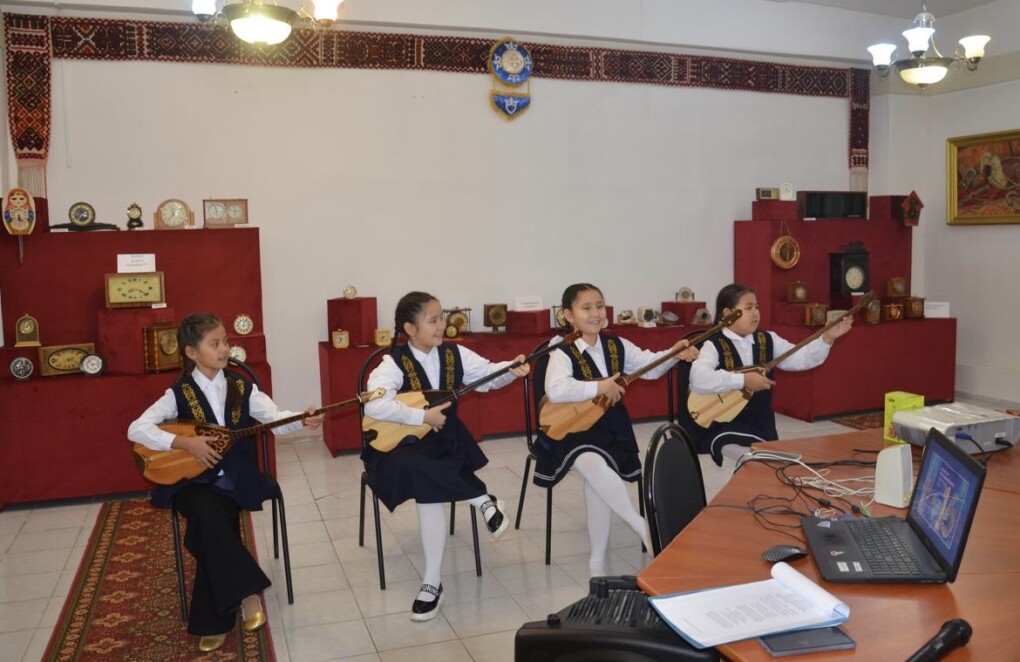 df5e3722-6f15-4ad9-8e49-cc52186e46dd