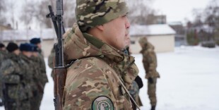 Выпускников вузов будут призывать в армию для контрактной службы