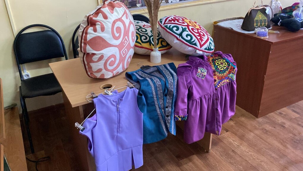 5bf199f8-d0b6-4341-a45a-2221b465d49c