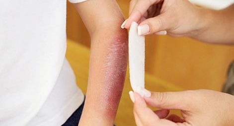 Аққұбаның есекіндегі сексті қараңыз