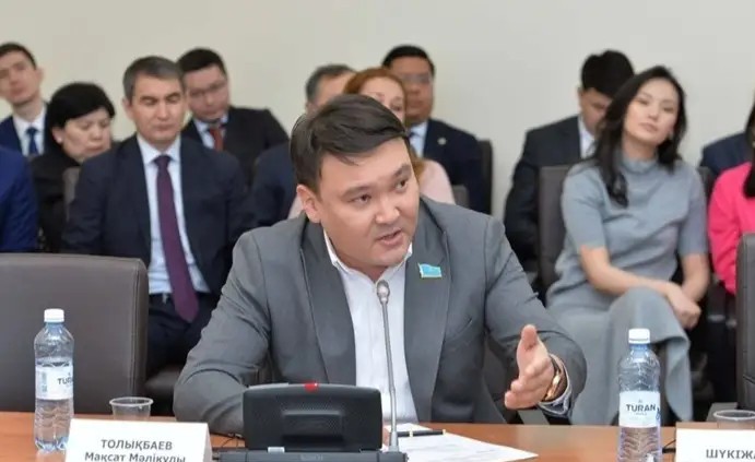 cf904195-78ea-461c-a7dc-14a403acbe05