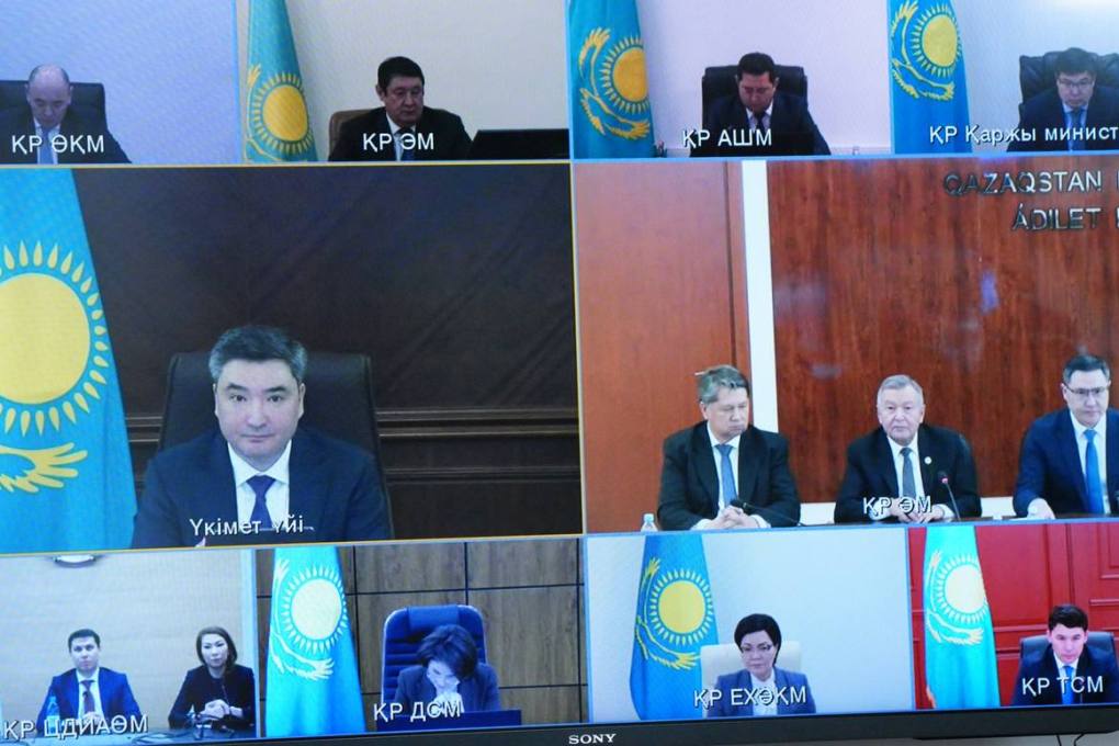 e8694c6a-18c4-4f3b-9eb0-45bb37b76a36