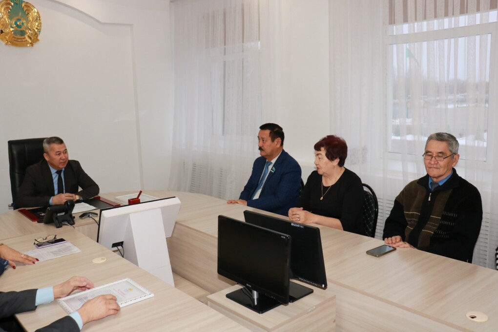 e9ea9b5f-dbd2-4aed-a9bb-294aa71a0360