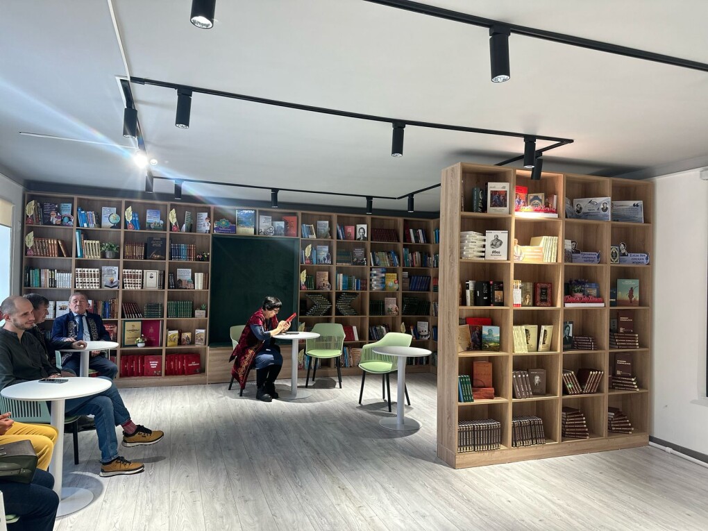 5c5bc752-731a-4073-84eb-6f45d5648a93