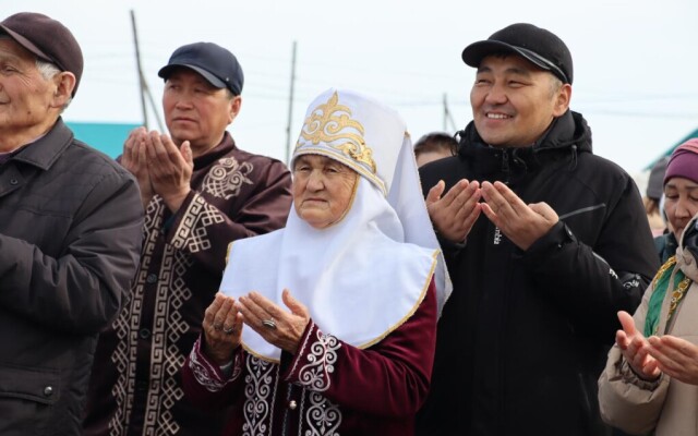 В Уральске отмечают праздник «Көрісу күні»