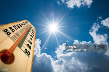 Thermometer Sun 40 Degres. Hot summer day. High Summer temperatures