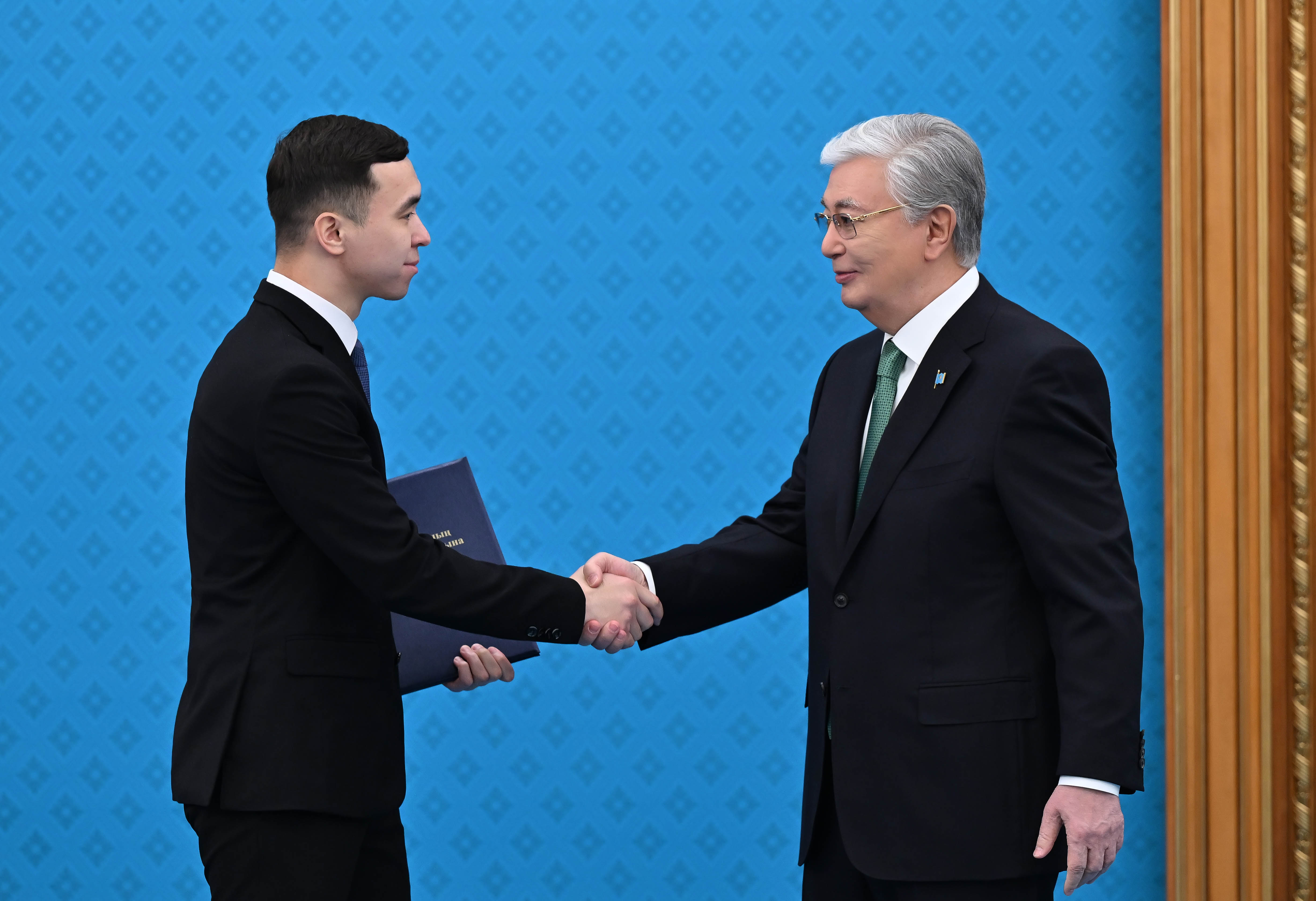 1744272274_KZ8_4497_2