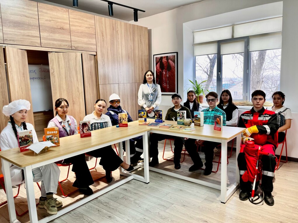 7040f394-7c39-4bae-bbc7-3401e6e8bc64