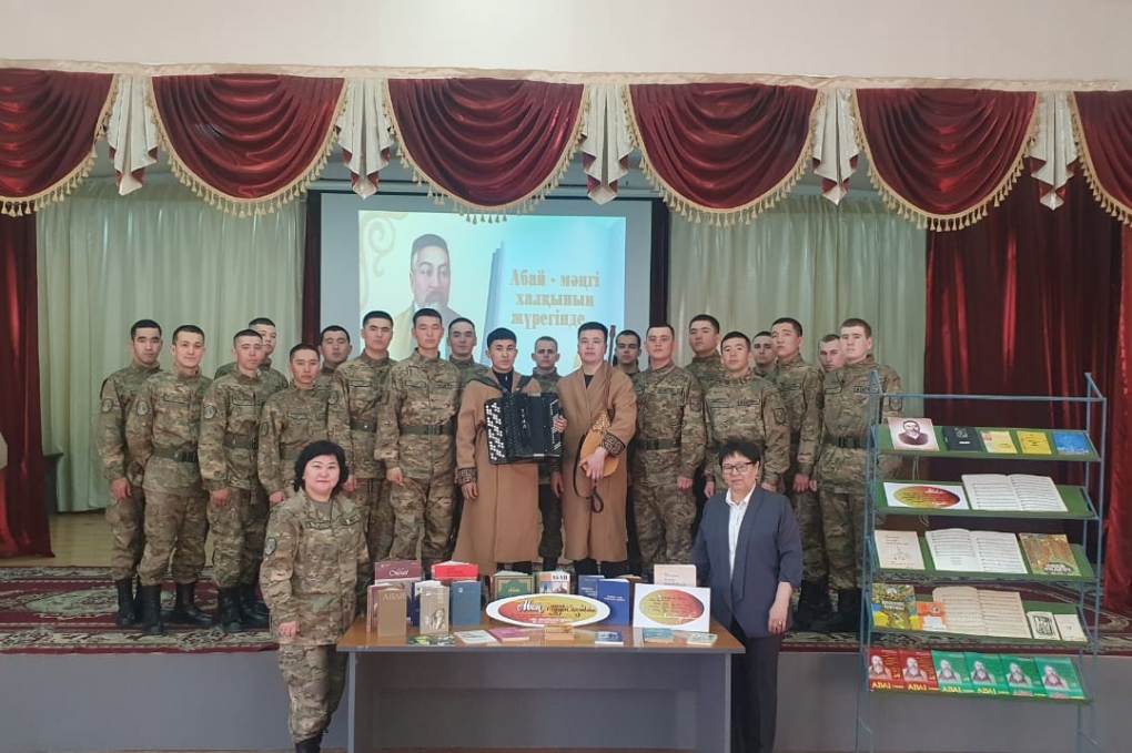 95292374-5bcb-475e-a491-c38f7fbdad1b