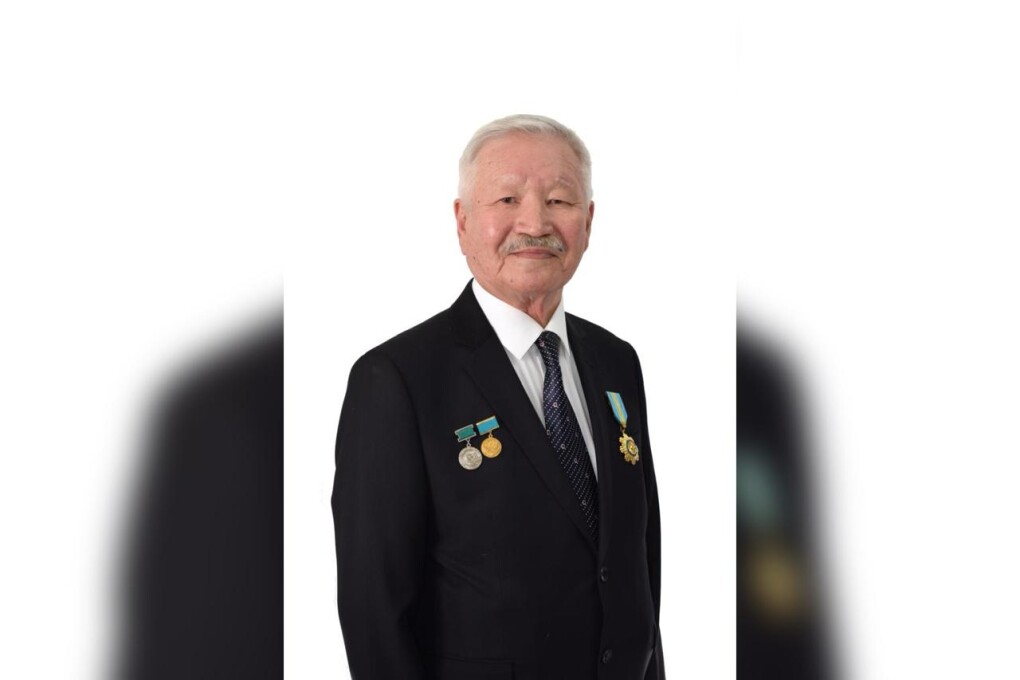 Былғары юбкадағы сперматозоидтардың фотосы Корейлік жезөкшелердің суреттері