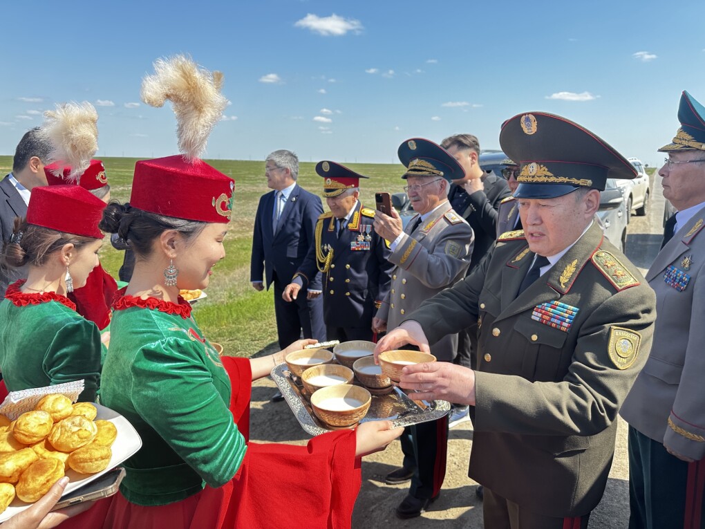 image-23-04-25-02-22-2