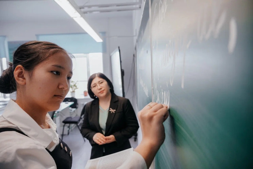 жп мамандар галереясы устаз абай мектеби (3)