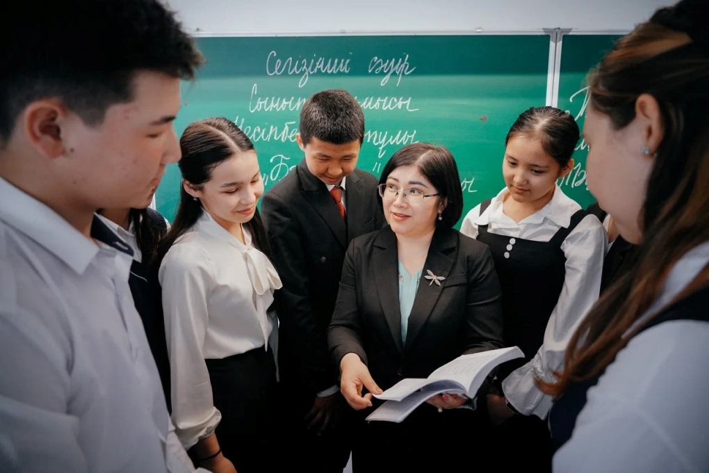 жп мамандар галереясы устаз абай мектеби (5)