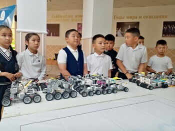 0e85aea3-dcbf-44df-9215-85d2189eeeb1